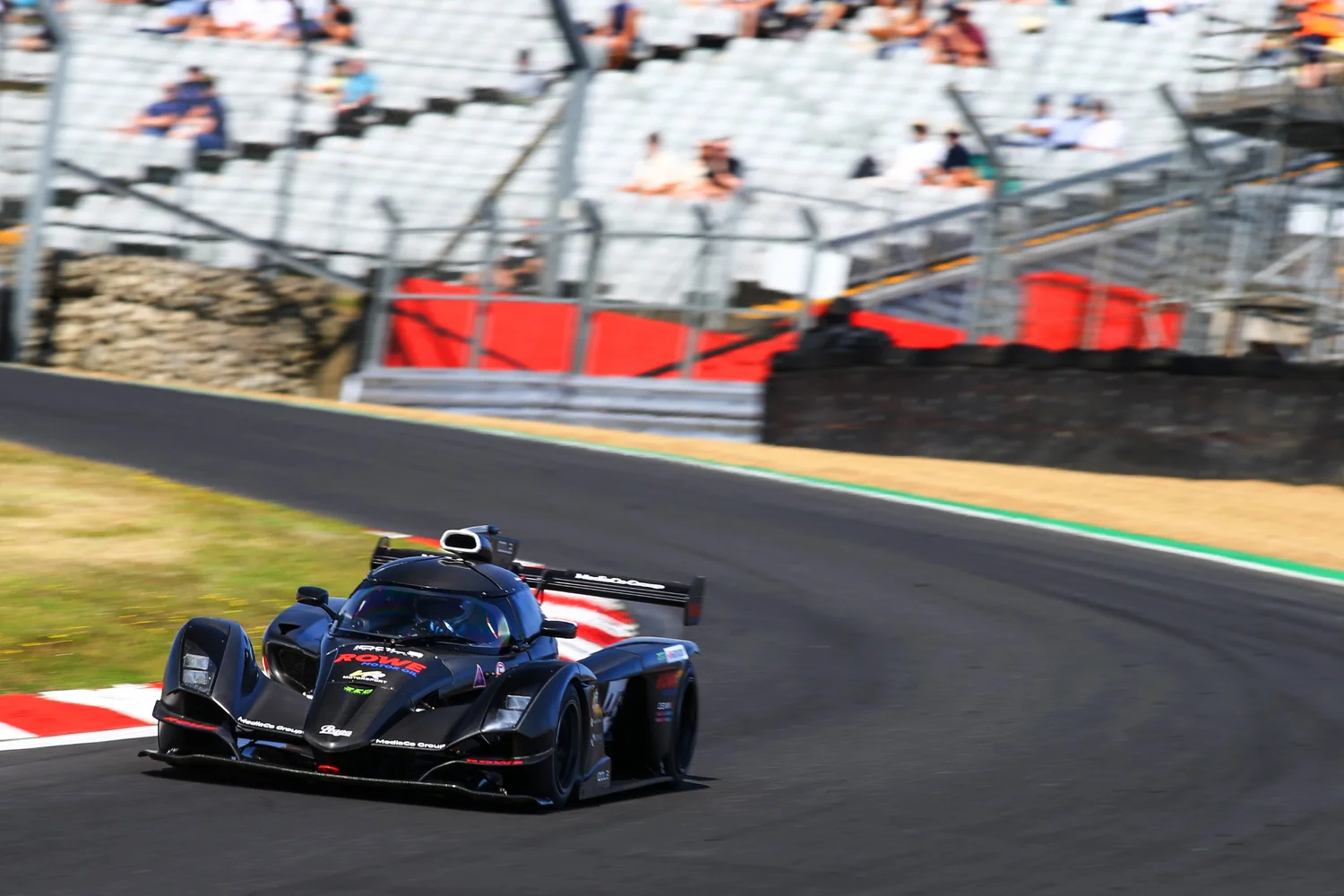 Praga at Brands Hatch — photo 6