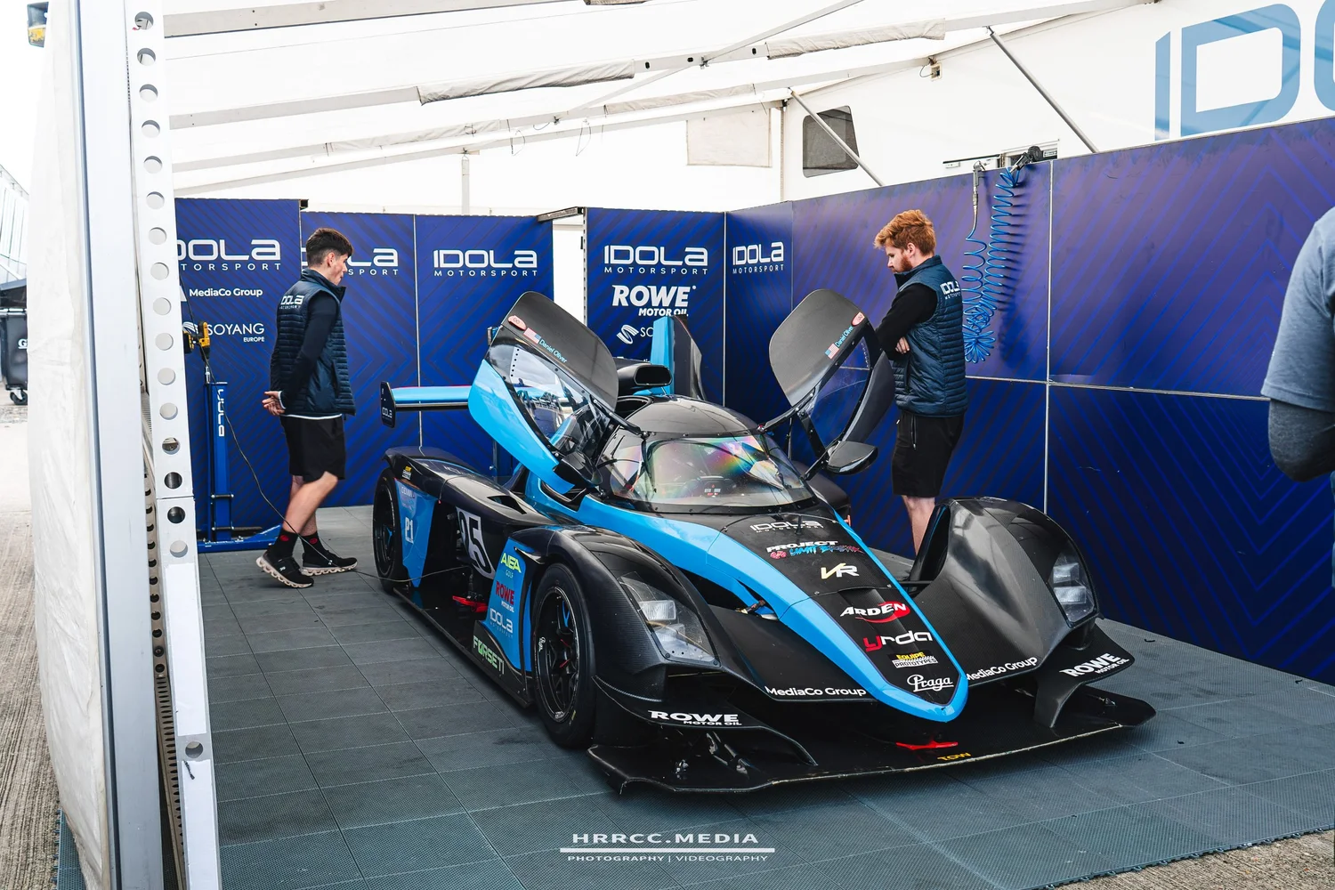 Cover photo — Silverstone National — Equipe Sports